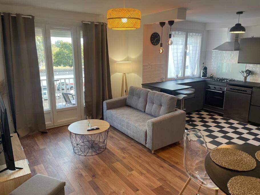 Bel Appartement Meyzieu Centre Proche Tramway Luaran gambar